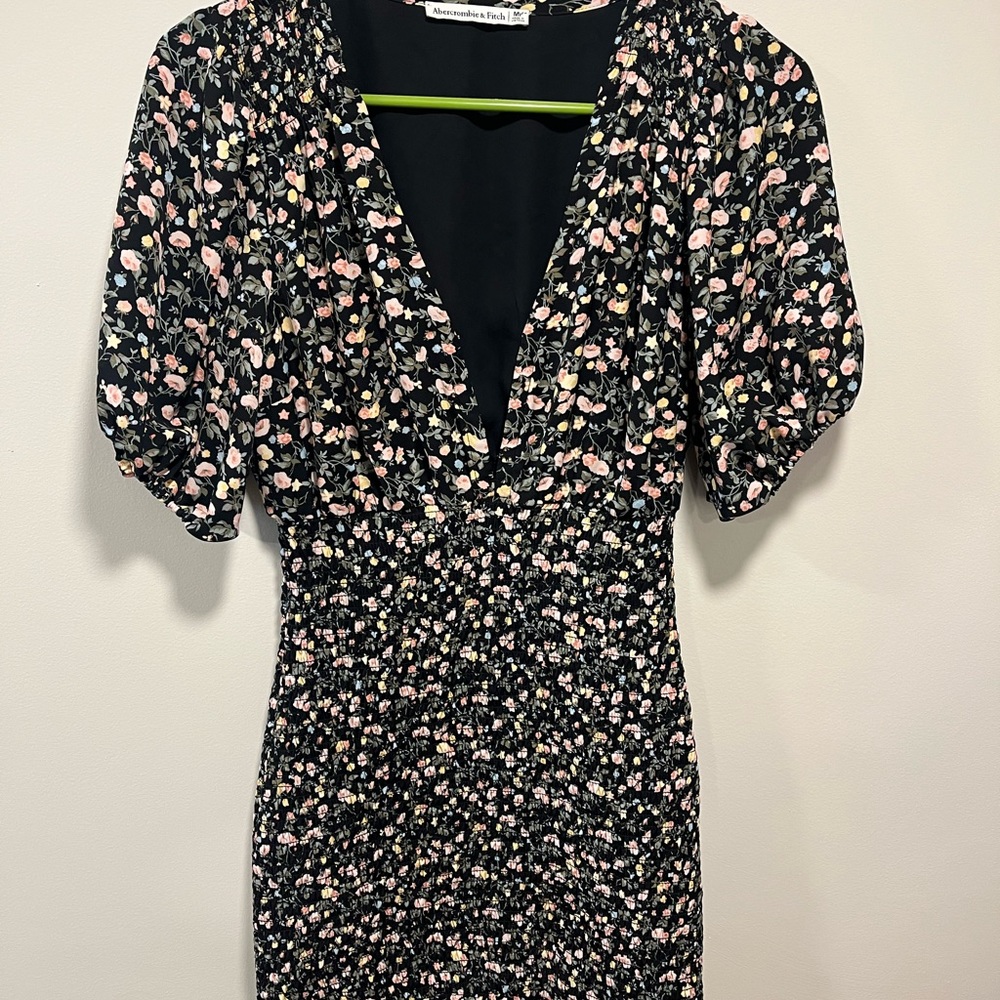 Abercrombie floral dress (medium petite)